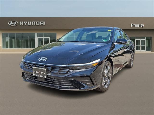 new 2025 Hyundai Elantra car, priced at $27,777
