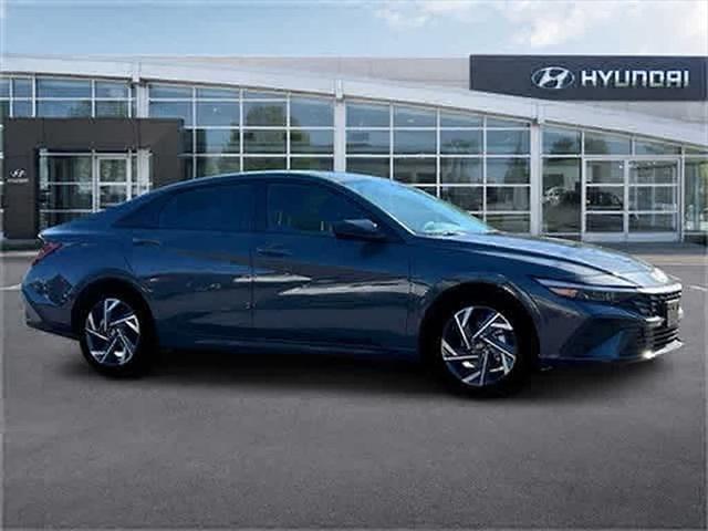 new 2025 Hyundai Elantra car, priced at $25,010