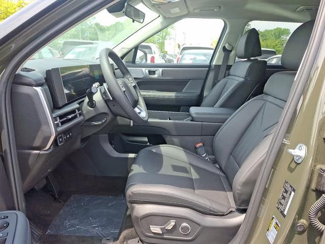 new 2025 Hyundai Santa Fe car, priced at $37,177