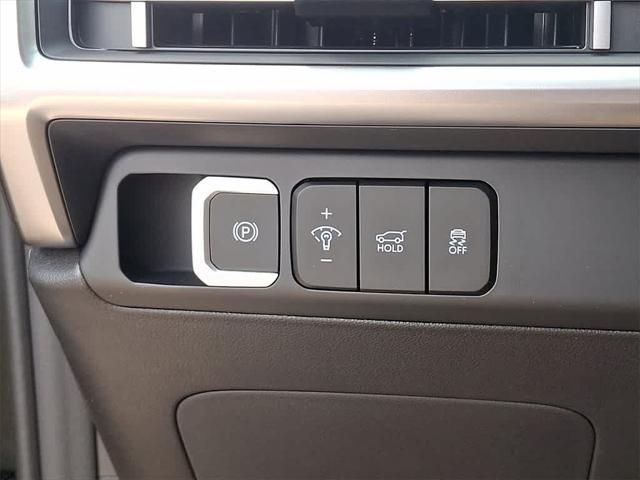 new 2025 Hyundai Santa Fe car, priced at $37,177