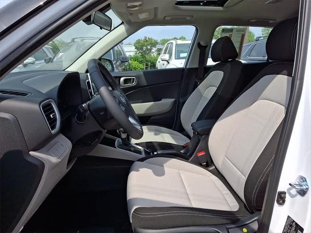 new 2025 Hyundai Venue car, priced at $22,966