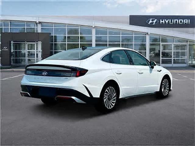 new 2025 Hyundai Sonata Hybrid car, priced at $38,131