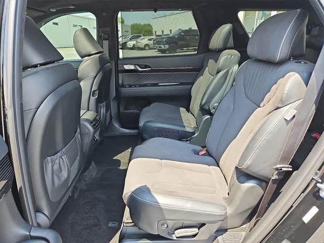used 2025 Hyundai Palisade car, priced at $50,980