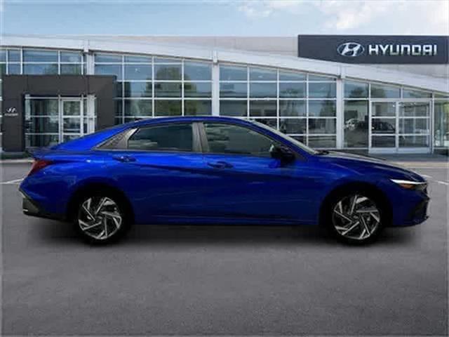 new 2025 Hyundai Elantra car, priced at $25,010