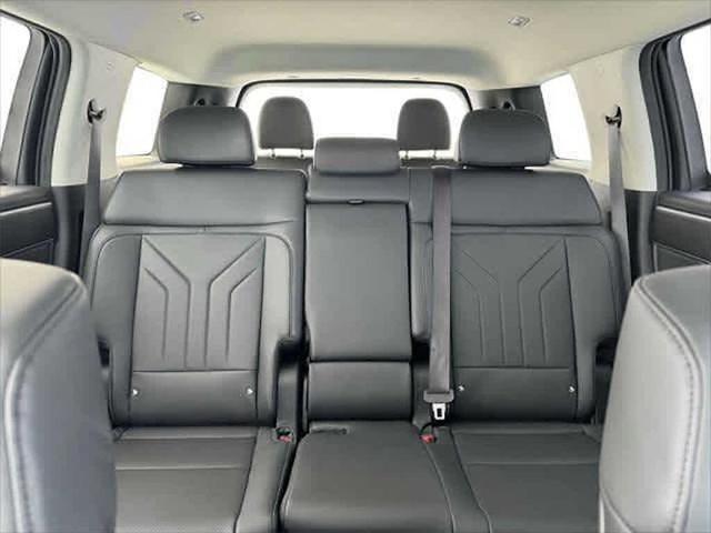 new 2025 Hyundai Santa Fe car, priced at $41,350