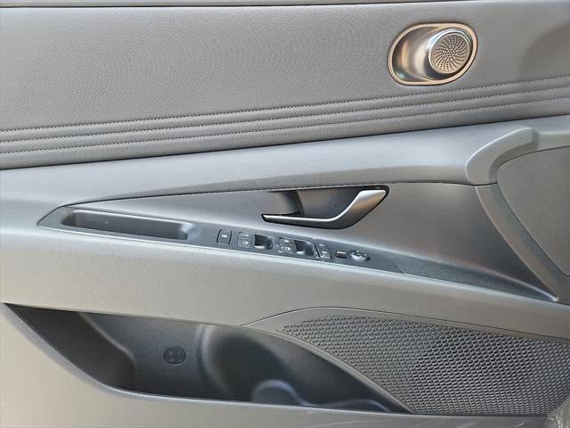 new 2025 Hyundai Elantra car, priced at $22,691