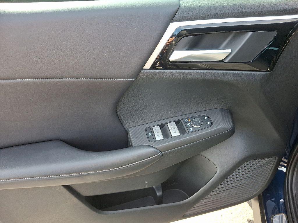 used 2023 Mitsubishi Outlander car, priced at $26,207