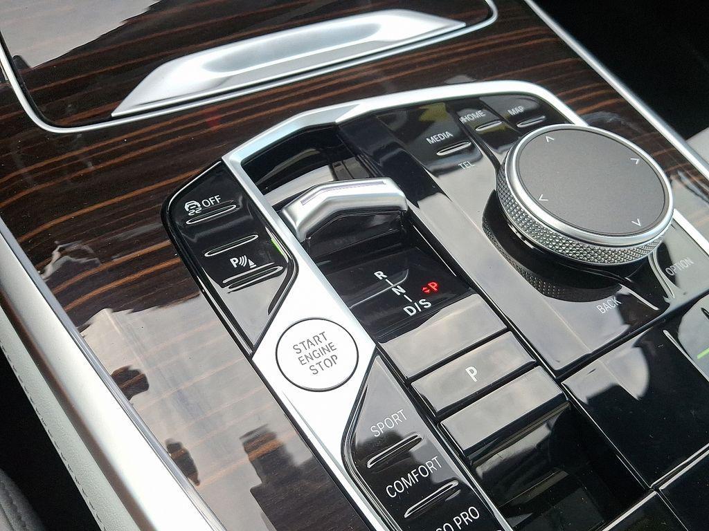 new 2026 BMW X7 car, priced at $95,330