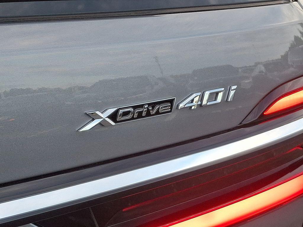 new 2026 BMW X7 car, priced at $95,330