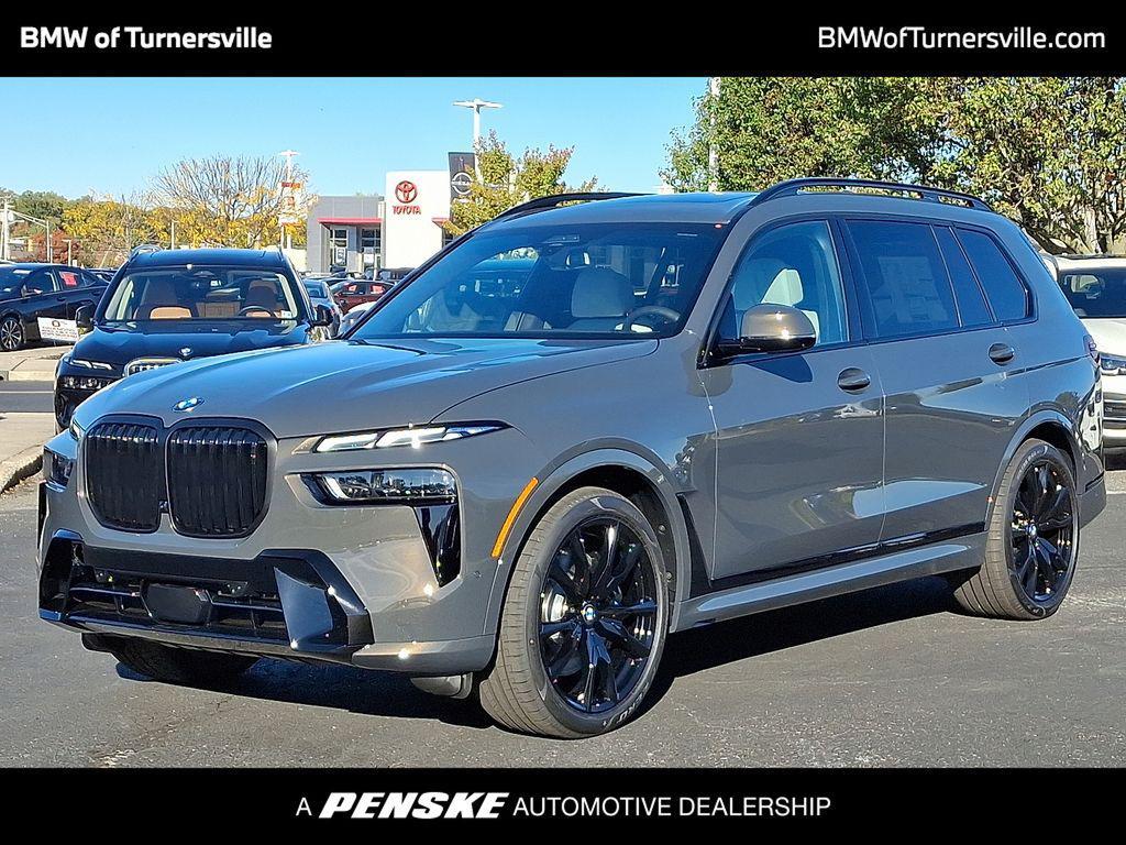 new 2026 BMW X7 car, priced at $101,465