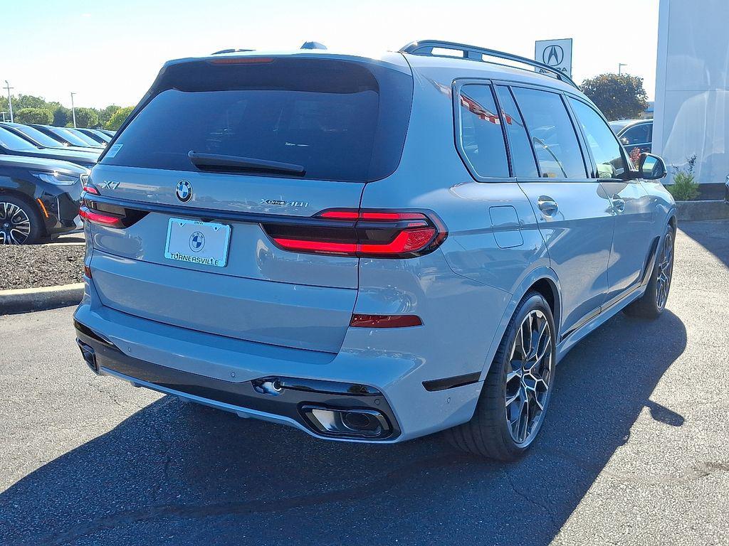 new 2026 BMW X7 car, priced at $99,575