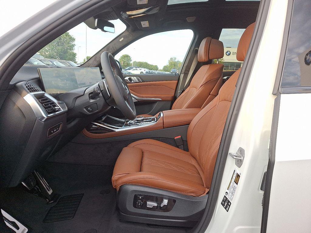 new 2026 BMW X7 car, priced at $124,825
