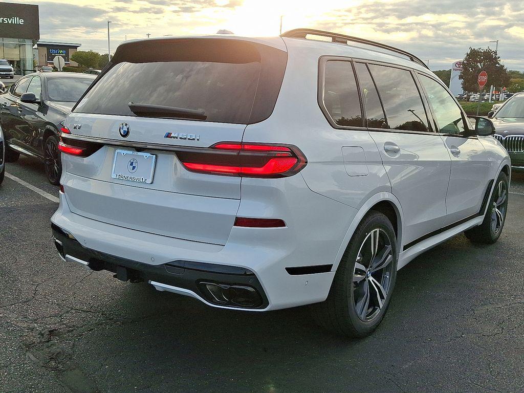 new 2026 BMW X7 car, priced at $124,825