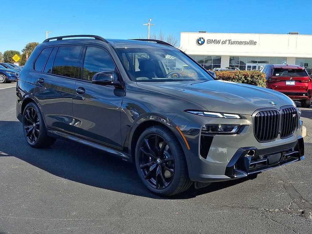new 2026 BMW X7 car, priced at $125,615
