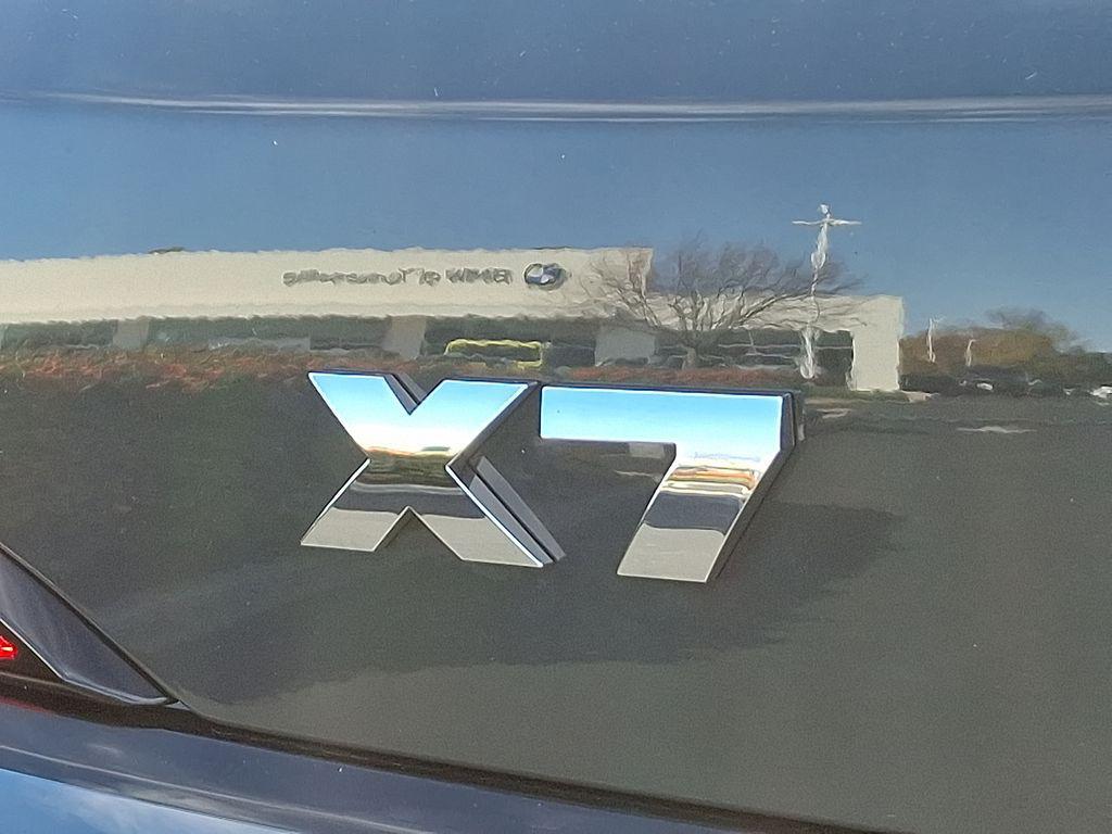 new 2026 BMW X7 car, priced at $125,615