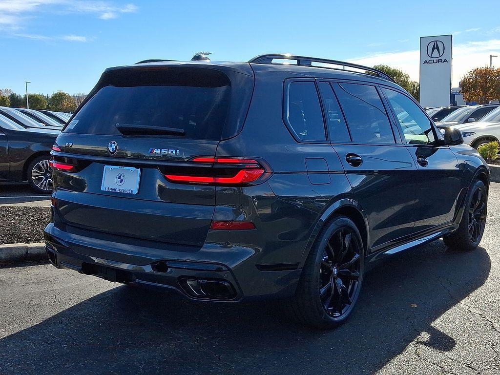 new 2026 BMW X7 car, priced at $125,615