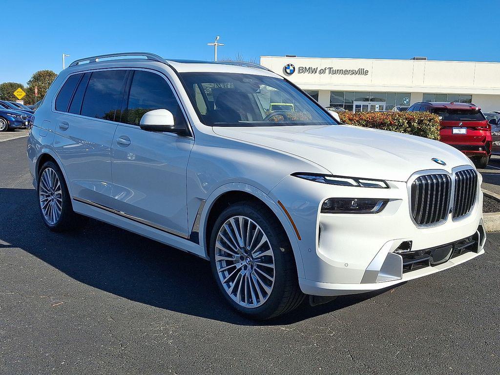 new 2026 BMW X7 car, priced at $95,925