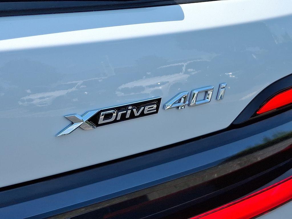 new 2026 BMW X7 car, priced at $97,615