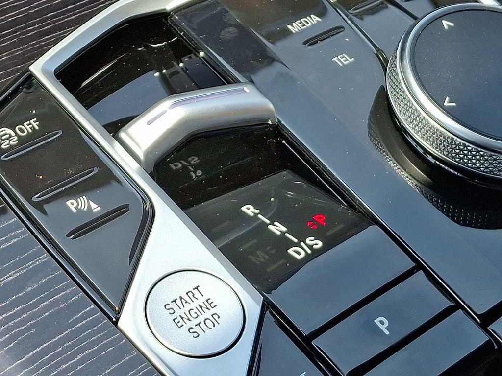 new 2026 BMW X7 car, priced at $97,615