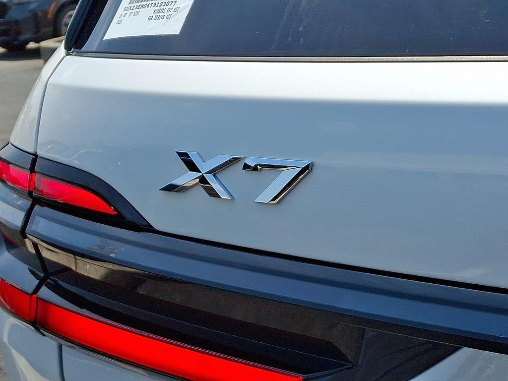 new 2026 BMW X7 car, priced at $97,615