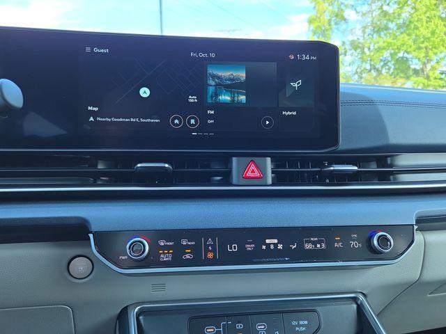 new 2026 Kia Carnival Hybrid car, priced at $48,422