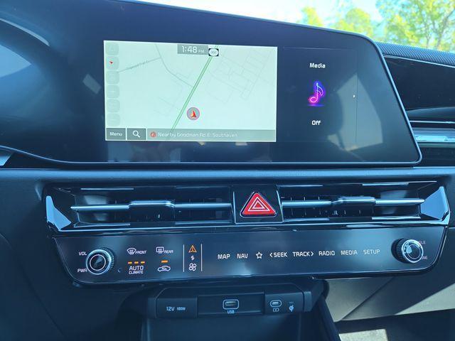 new 2025 Kia Niro Plug-In Hybrid car, priced at $33,053