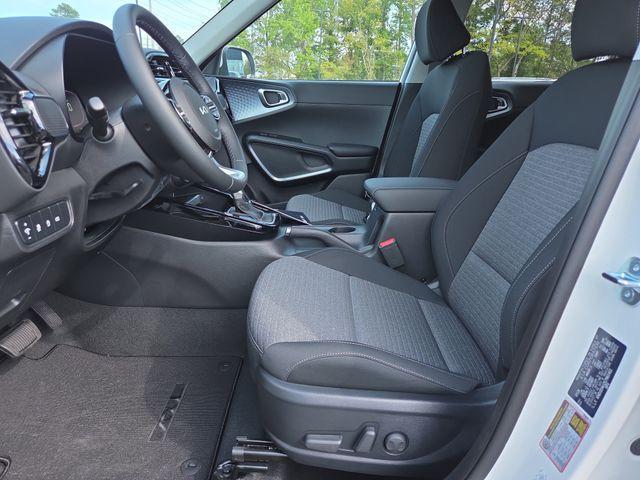 new 2025 Kia Soul car, priced at $25,257
