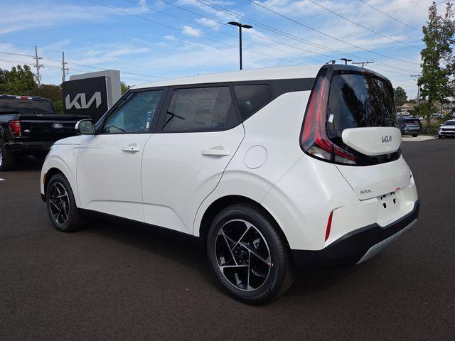 new 2025 Kia Soul car, priced at $25,257