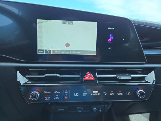 new 2025 Kia Niro Plug-In Hybrid car, priced at $33,053