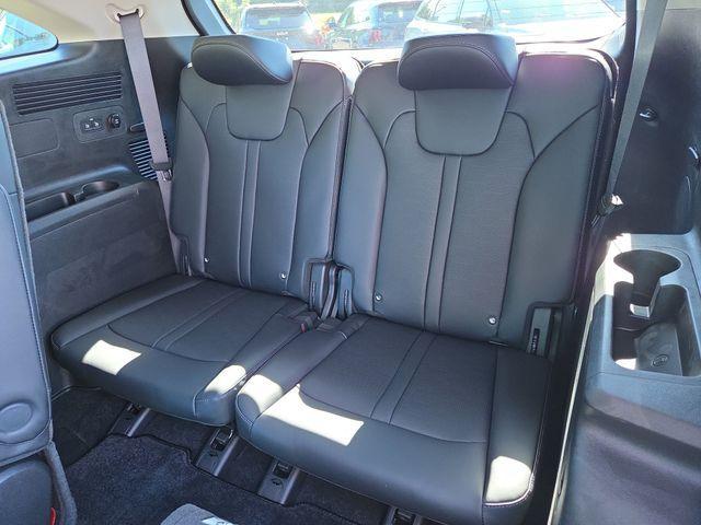 new 2025 Kia Sorento Hybrid car, priced at $36,302