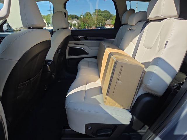 new 2025 Kia Telluride car, priced at $41,182