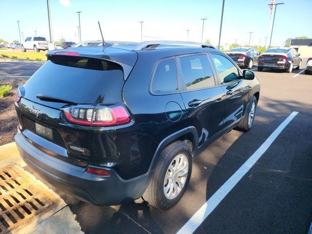 used 2020 Jeep Cherokee car, priced at $13,997