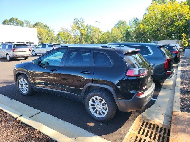 used 2020 Jeep Cherokee car, priced at $13,997