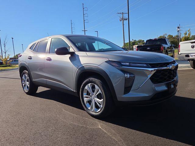 used 2024 Chevrolet Trax car, priced at $21,187