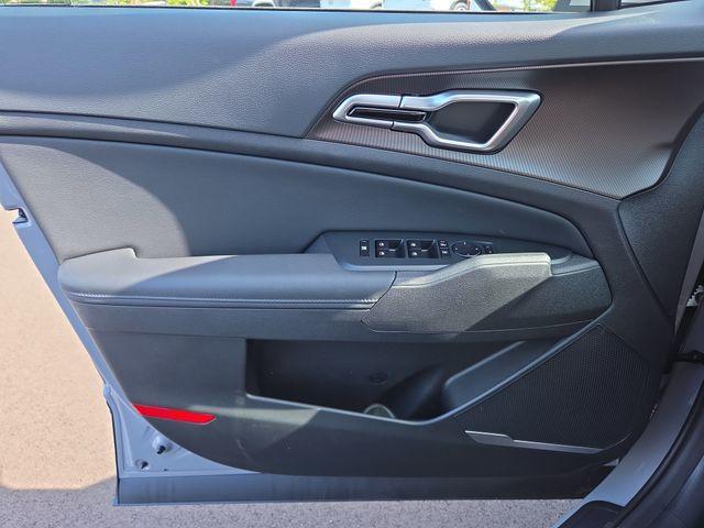 new 2026 Kia Sportage Hybrid car, priced at $34,643