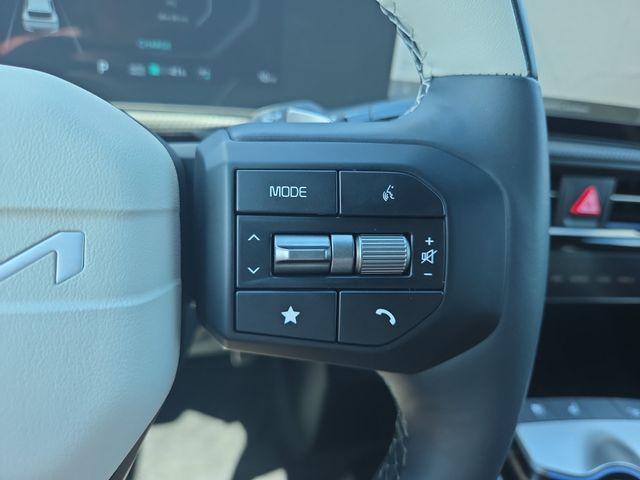 new 2025 Kia EV6 car, priced at $45,058