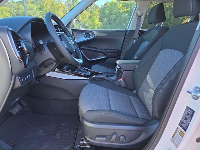 new 2025 Kia Soul car, priced at $25,257