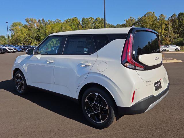 new 2025 Kia Soul car, priced at $25,257