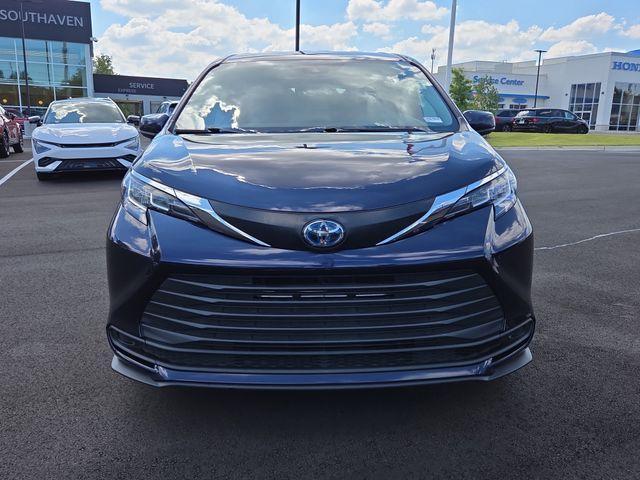 used 2022 Toyota Sienna car, priced at $31,997