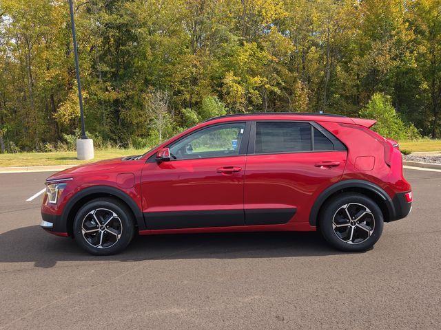 new 2025 Kia Niro Plug-In Hybrid car, priced at $33,053