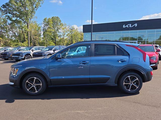 new 2025 Kia Niro Plug-In Hybrid car, priced at $32,674
