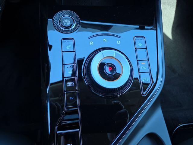 new 2025 Kia Niro Plug-In Hybrid car, priced at $32,674