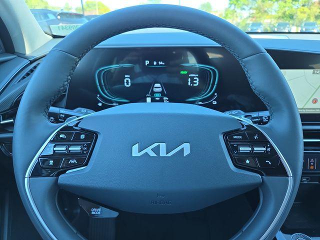 new 2025 Kia Niro Plug-In Hybrid car, priced at $32,674