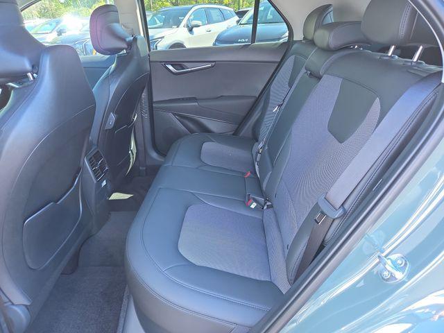 new 2025 Kia Niro Plug-In Hybrid car, priced at $32,674