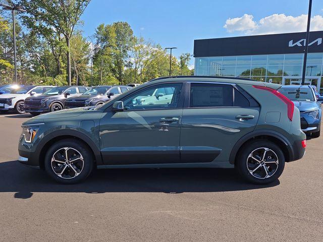 new 2025 Kia Niro Plug-In Hybrid car, priced at $32,674