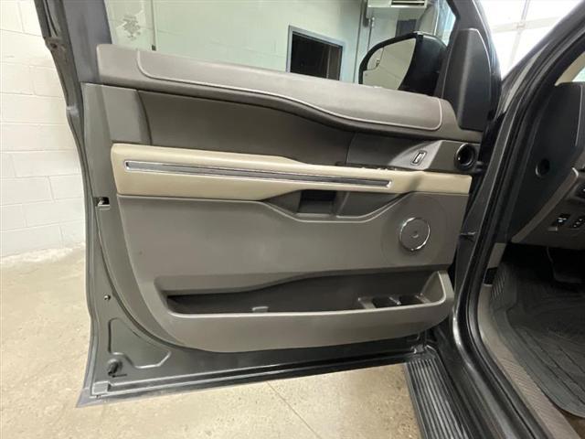 used 2018 Ford Expedition car, priced at $16,995
