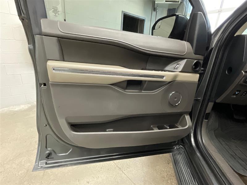 used 2018 Ford Expedition car, priced at $16,995