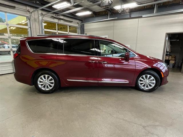 used 2018 Chrysler Pacifica car, priced at $17,450