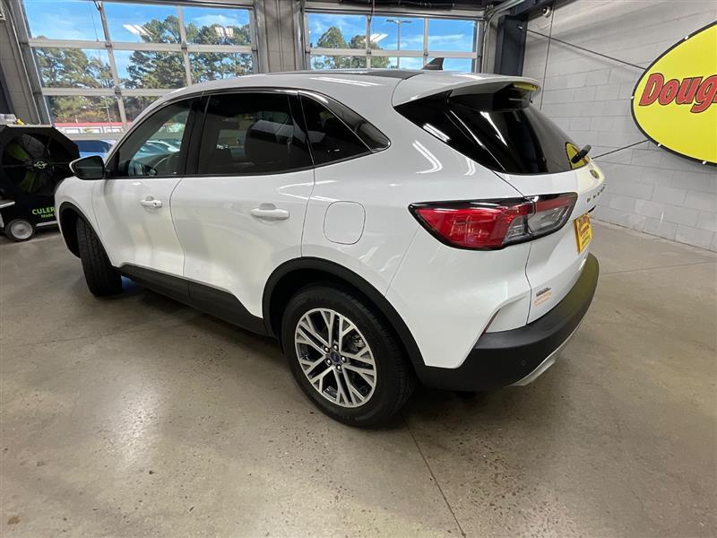 used 2022 Ford Escape car, priced at $15,995