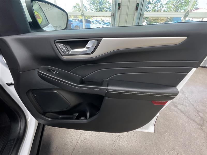 used 2022 Ford Escape car, priced at $15,995